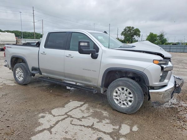 2020 CHEVROLET SILVERADO LT