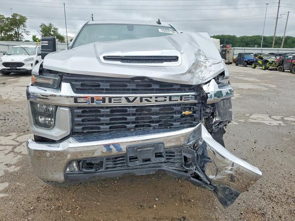 2020 CHEVROLET SILVERADO LT