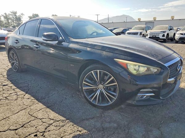 2017 INFINITI Q50