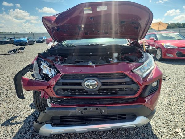 2019 TOYOTA RAV4