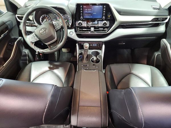2022 TOYOTA HIGHLANDER