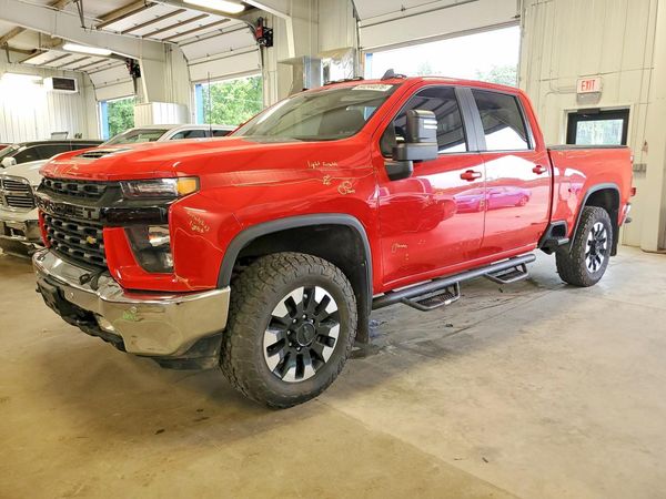 2020 CHEVROLET SILVERADO LT — Front 3/4