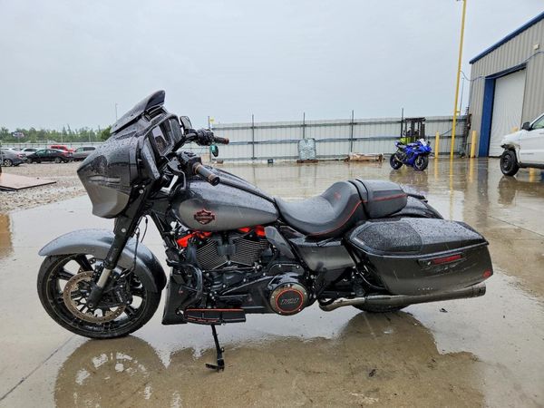 2025 HARLEY-DAVIDSON FLHXSE