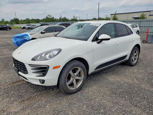 2018 PORSCHE MACAN