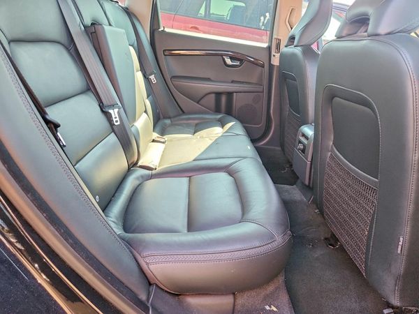 2016 VOLVO XC70