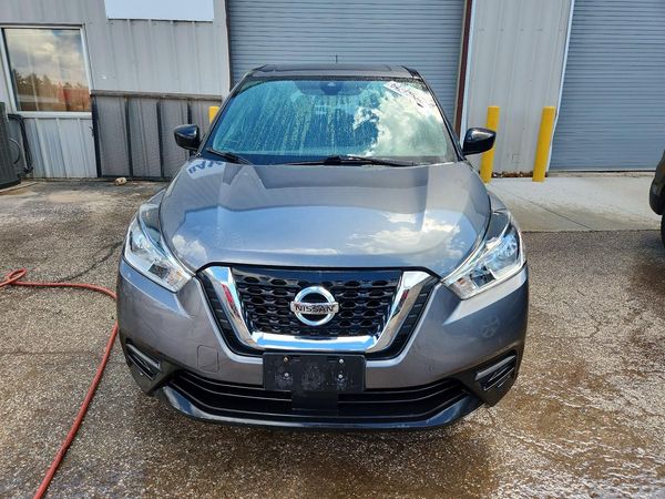 2020 NISSAN KICKS