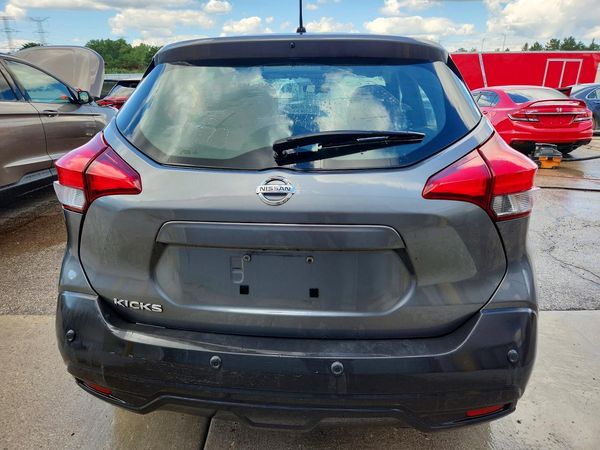 2020 NISSAN KICKS
