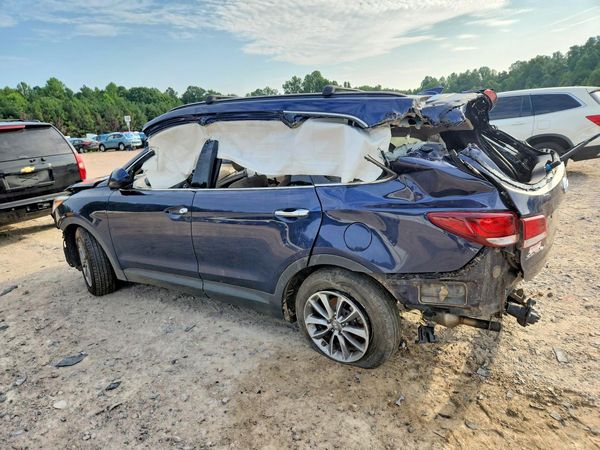 2018 HYUNDAI SANTA FE SE Base