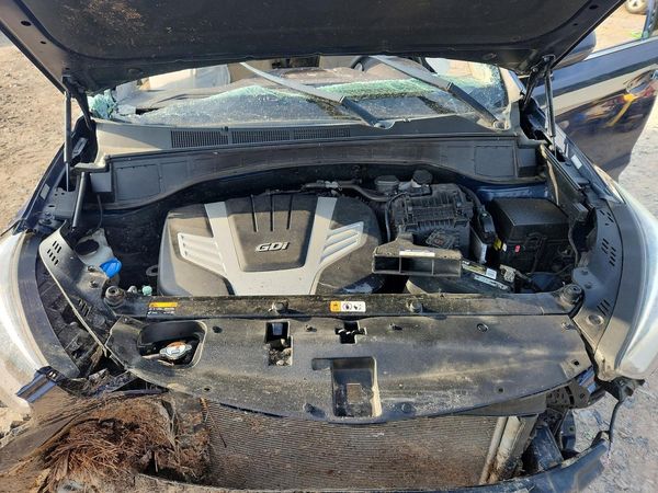 2018 HYUNDAI SANTA FE SE Base