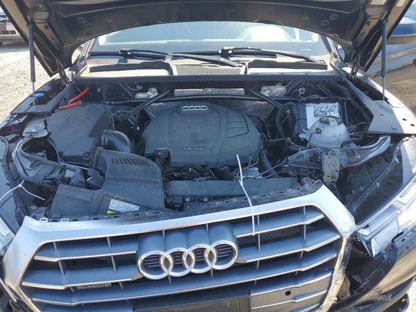 2019 AUDI Q5 quattro Premium Plus