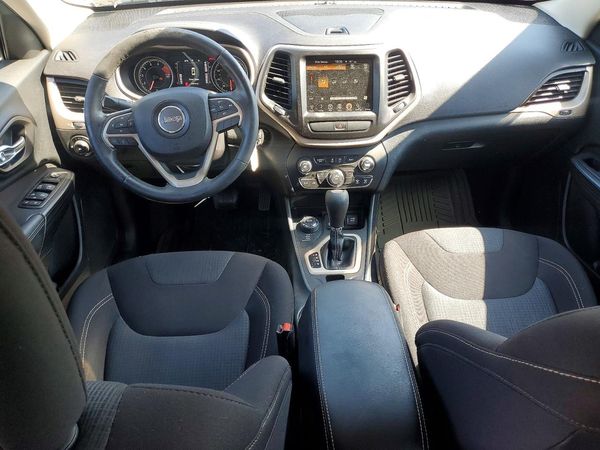 2016 JEEP CHEROKEE LATITUDE 4X4