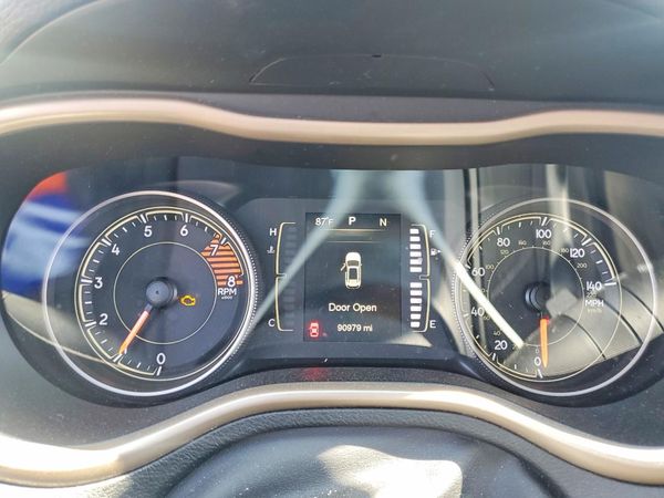 2016 JEEP CHEROKEE LATITUDE 4X4
