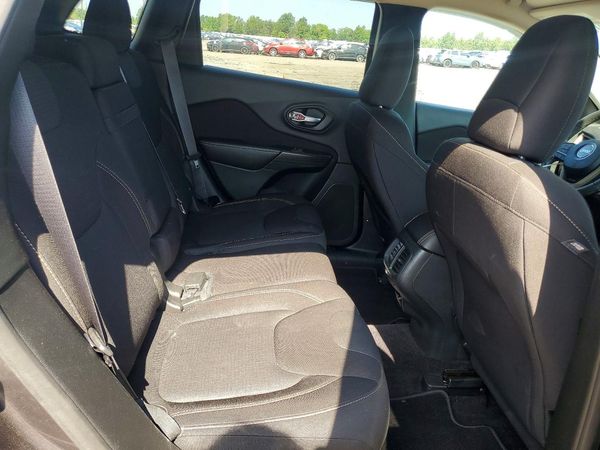 2016 JEEP CHEROKEE LATITUDE 4X4