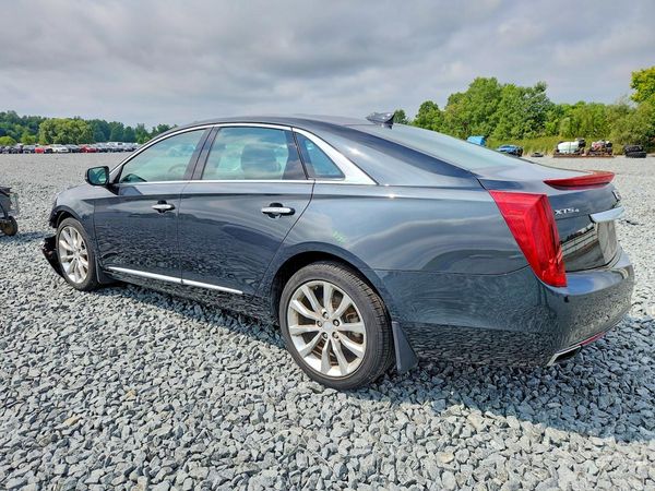 2016 CADILLAC XTS Luxury