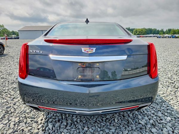 2016 CADILLAC XTS Luxury