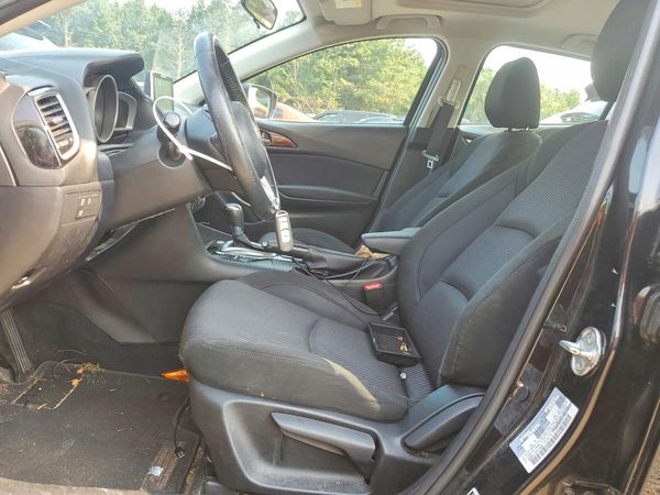 2015 MAZDA 3 Touring/GS
