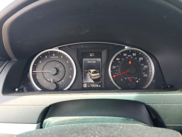 2016 TOYOTA CAMRY