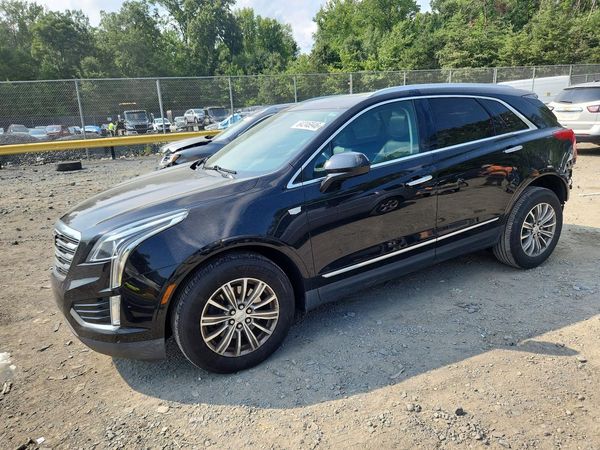 2017 CADILLAC XT5