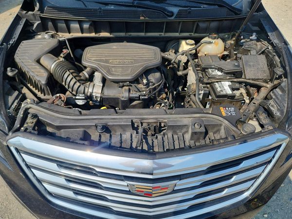 2017 CADILLAC XT5 Luxury