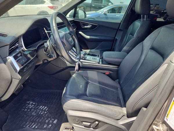 2021 AUDI Q7 quattro Premium Plus