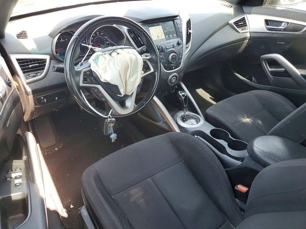 2017 HYUNDAI VELOSTER