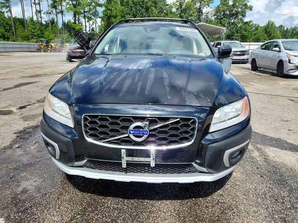 2016 VOLVO XC70