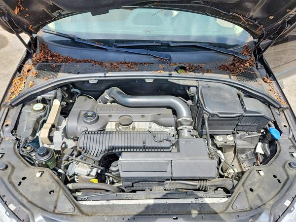 2016 VOLVO XC70