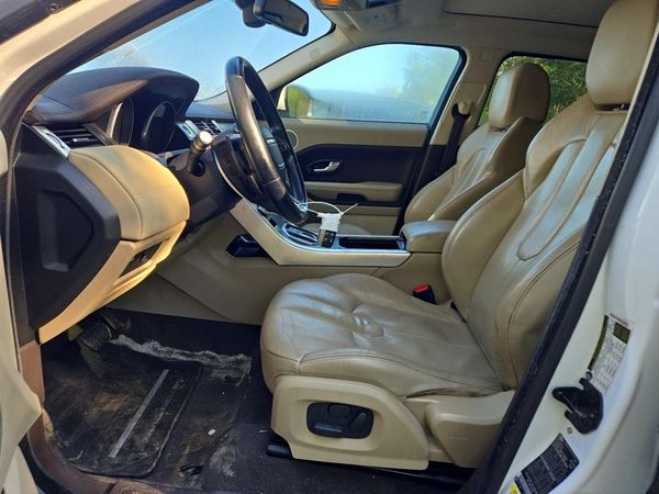 2013 LAND ROVER RANGEROVER Pure Premium — DENT