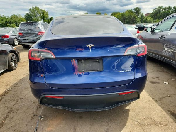 2020 TESLA MODEL Y