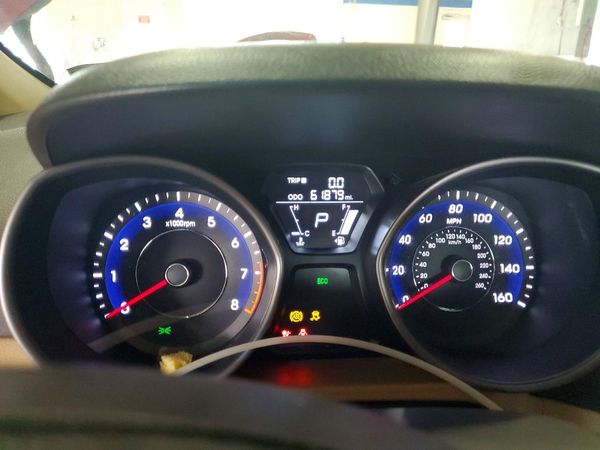 2013 HYUNDAI ELANTRA