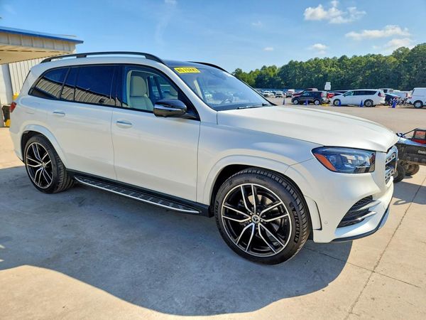 2023 MERCEDES-BENZ GLS GLS580 4MATIC — Passenger 3/4