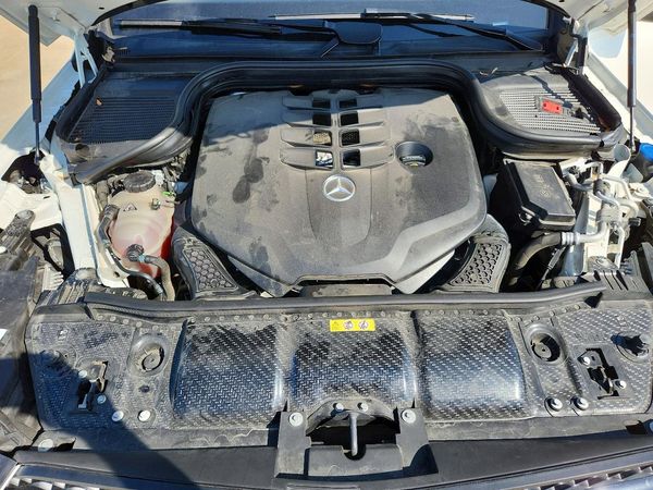 2023 MERCEDES-BENZ GLS GLS580 4MATIC — Engine bay