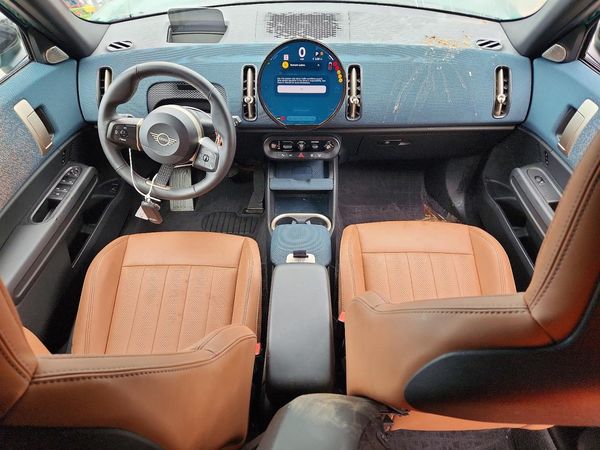 2025 MINI COUNTRYMAN