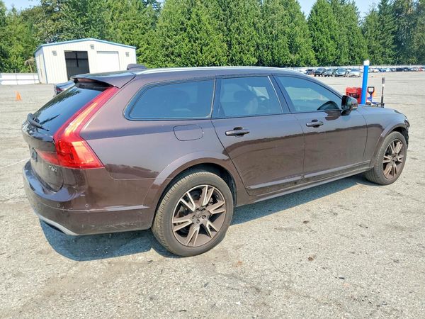 2017 VOLVO V90 CROSS COUNTRY Inscription