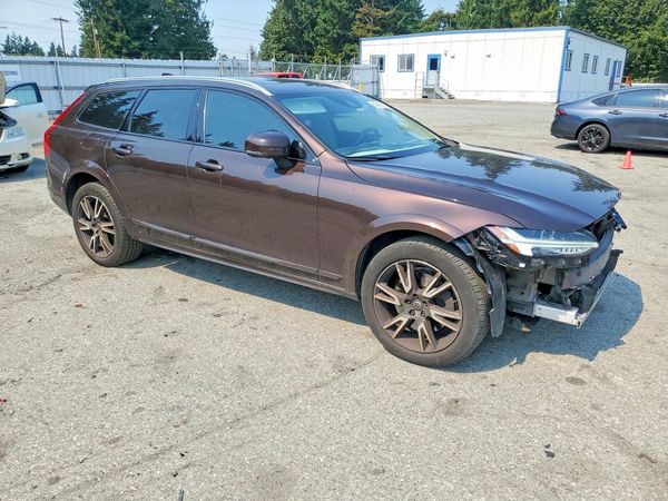 2017 VOLVO V90 CROSS COUNTRY Inscription