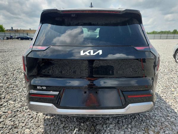 2024 KIA EV9 Land