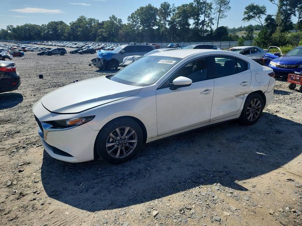 2022 MAZDA 3