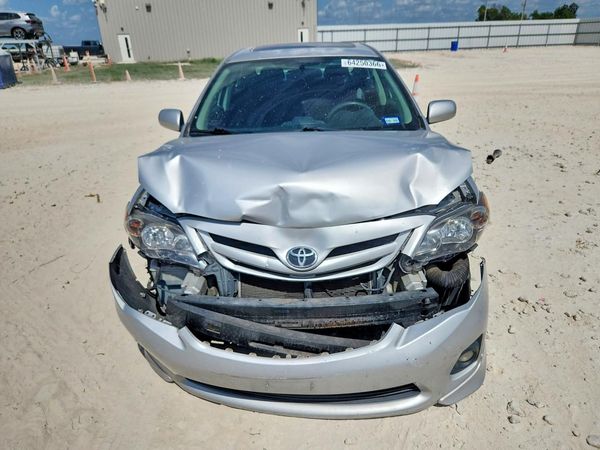 2013 TOYOTA COROLLA