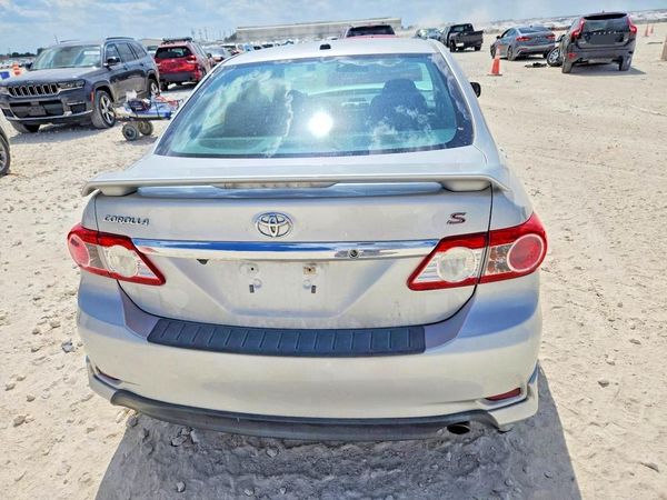 2013 TOYOTA COROLLA