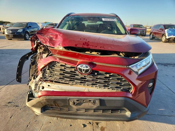 2019 TOYOTA RAV4