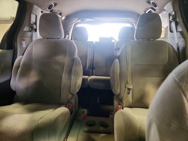 2015 TOYOTA SIENNA