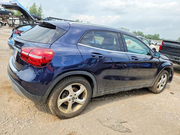 2018 MERCEDES-BENZ GLA GLA250-4M