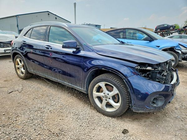2018 MERCEDES-BENZ GLA GLA250-4M