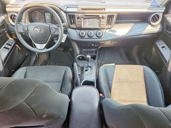2017 TOYOTA RAV4 LE