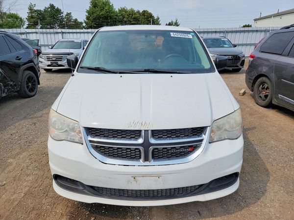 2014 DODGE GRAND CARAVAN SE