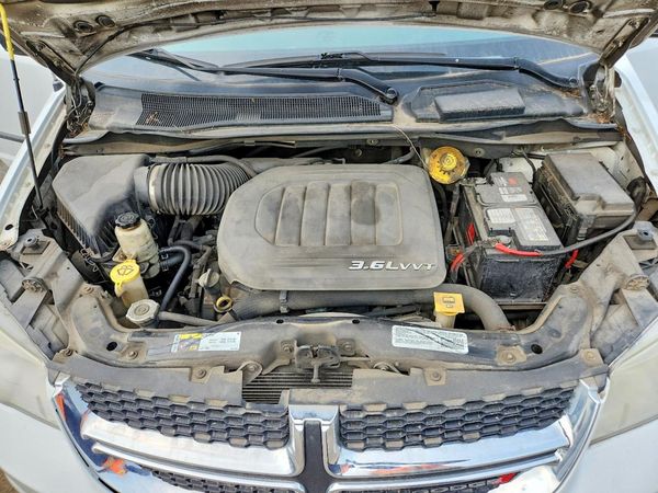 2014 DODGE GRAND CARAVAN SE