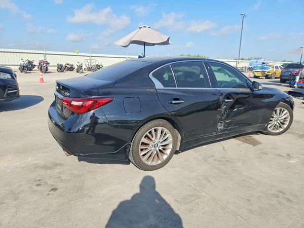 2018 INFINITI Q50