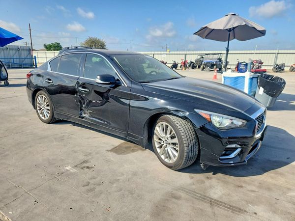 2018 INFINITI Q50