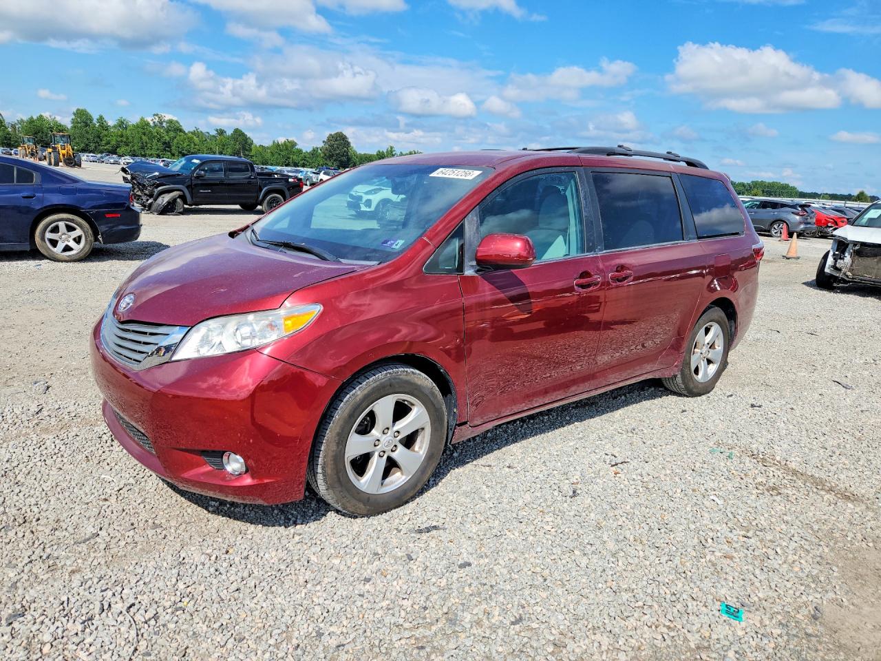 2017 TOYOTA SIENNA LE Mobility/LE