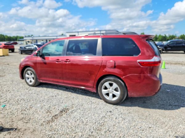 2017 TOYOTA SIENNA LE Mobility/LE